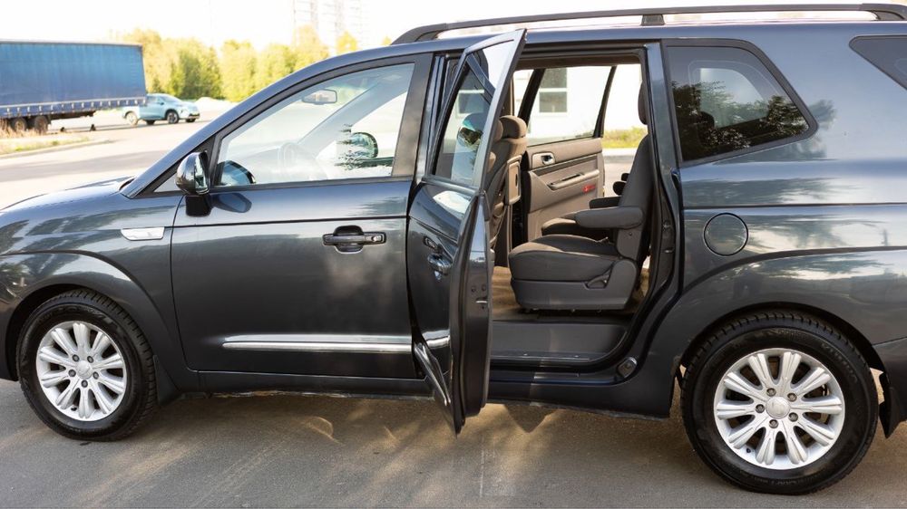 Ssangyong rodius 2.0 td 2013