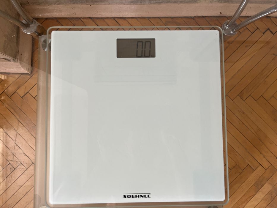 Электронные напольные весы Soehnle Style Sense Compact 300 made in Germany.