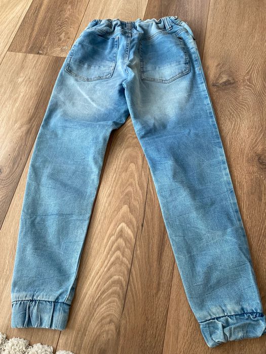 Spodnie jeansowe 146 cm