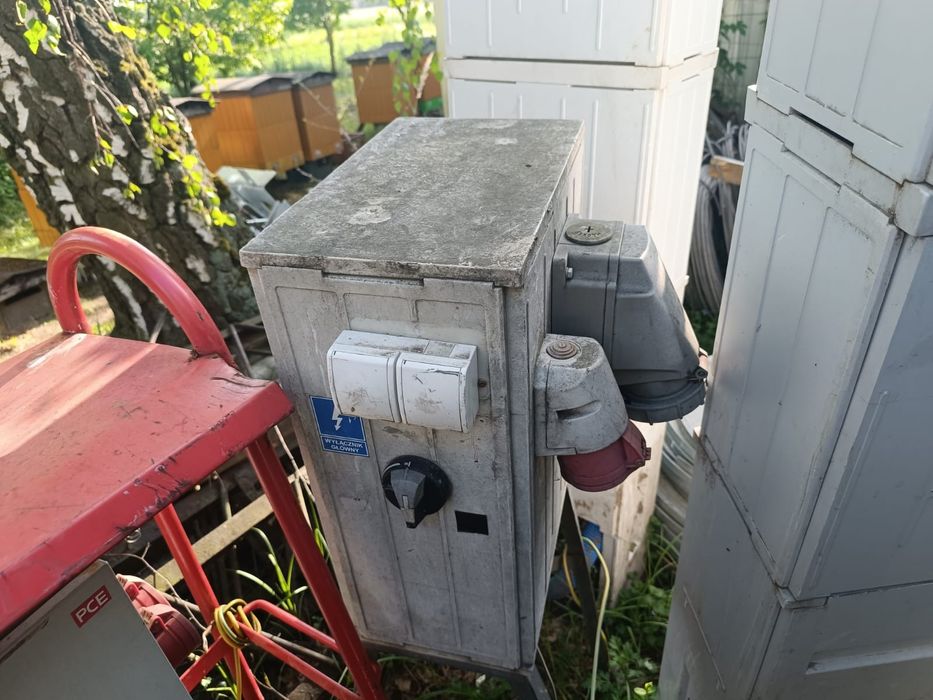 Rozdzielnie budowlane RB