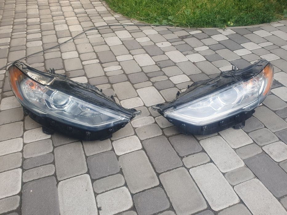 Фара Ford Fusion 2019рік