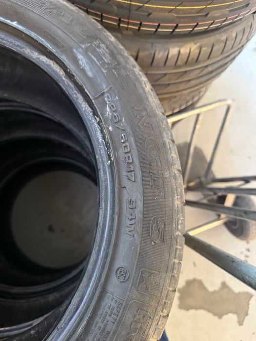 Vendo 4 pnues goodyear RFT 225/50R17