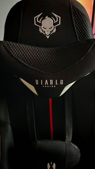 Fotel gamingowy Diablo Player 2.0