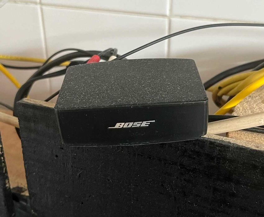 BOSE Sound System Cinema Serie 2 Speacker woffer black