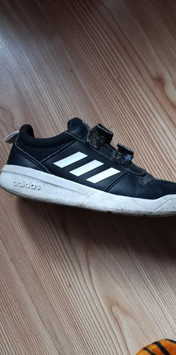 Buty chłopięce  rozmiar 32 ,dwie pary zimowe i jesienno wiosennne