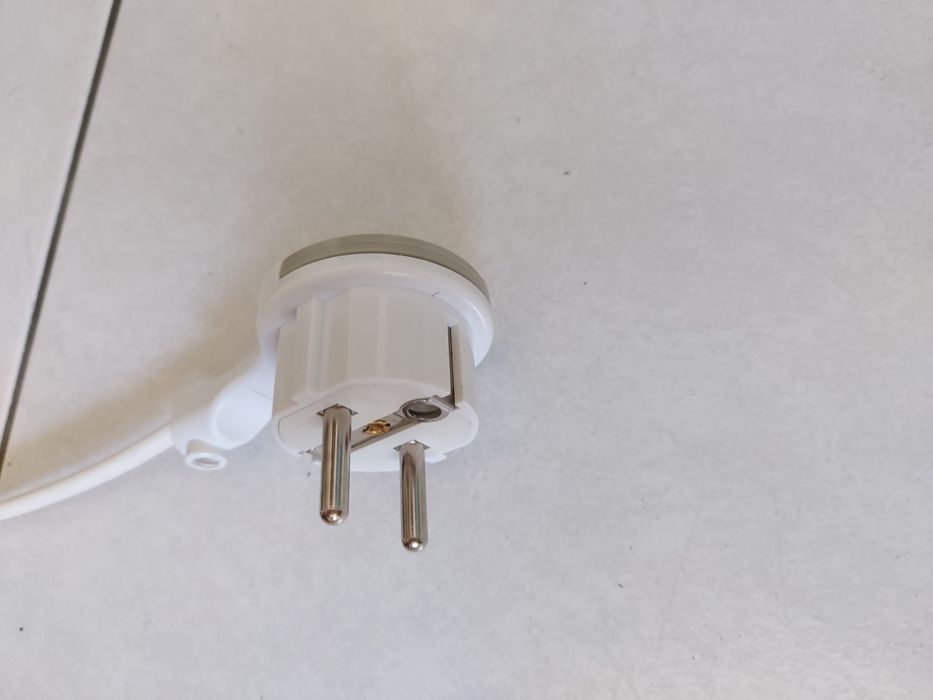 Wtyczka płaska bez bolca uziemienia