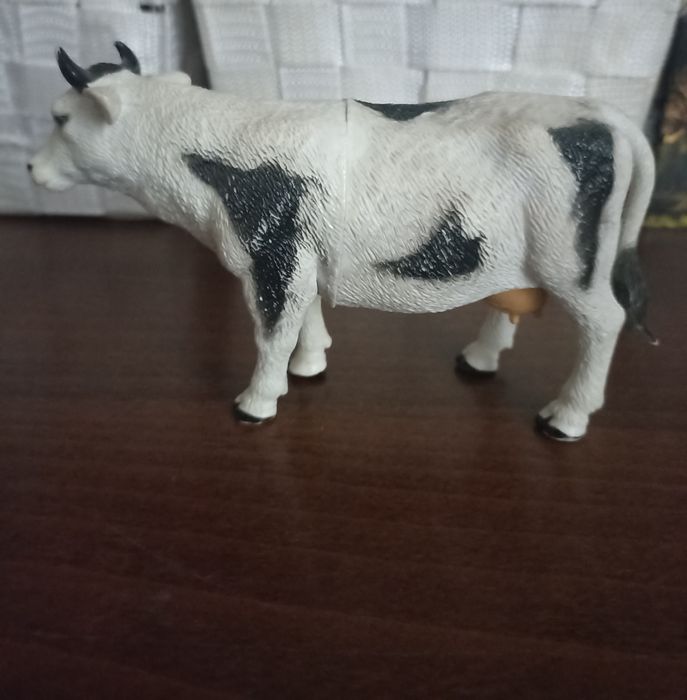Figurka, zabawka krowa