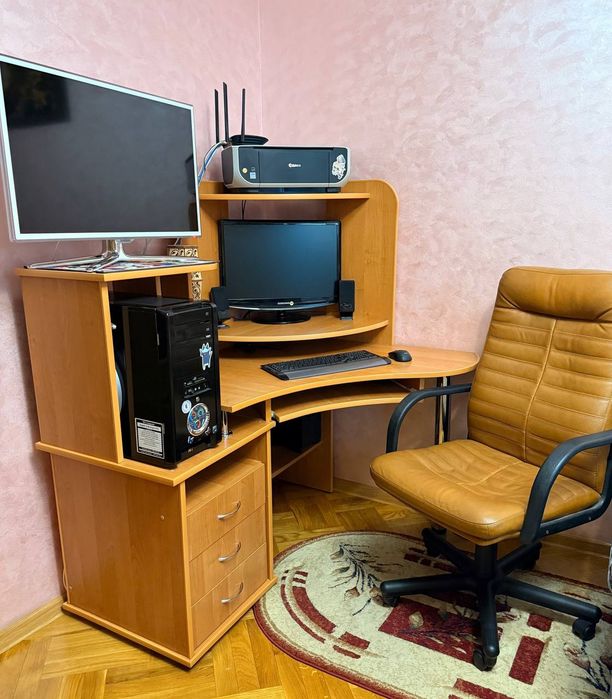 Продається комплект комп'ютерної техніки та акустична система. САМОВИВІЗ!!!