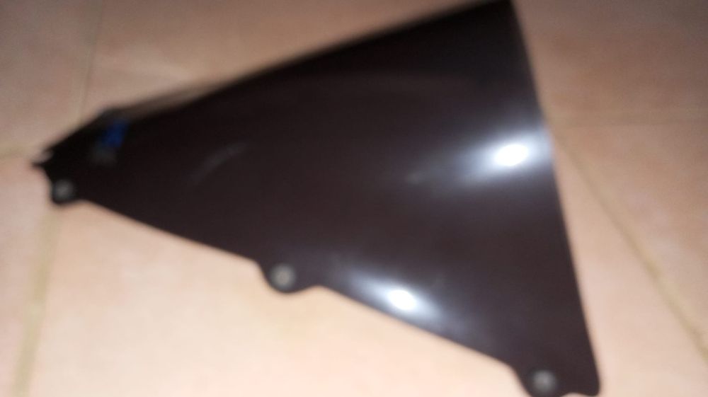 Viseira bolha fumada nova nunca usada para Yamaha R1 ano  1998 a 2002