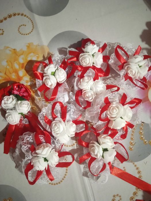 Продам весільні прикраси для авто