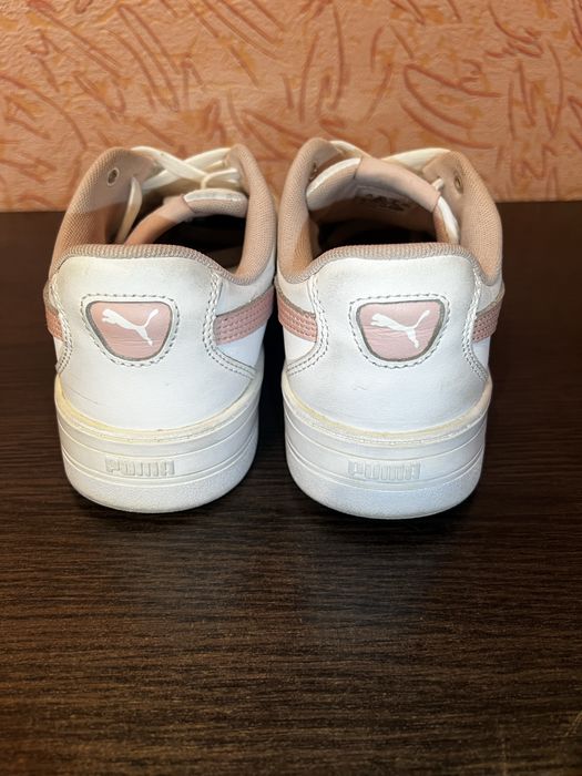 Продам жіночі кросівки Puma 38 розмір