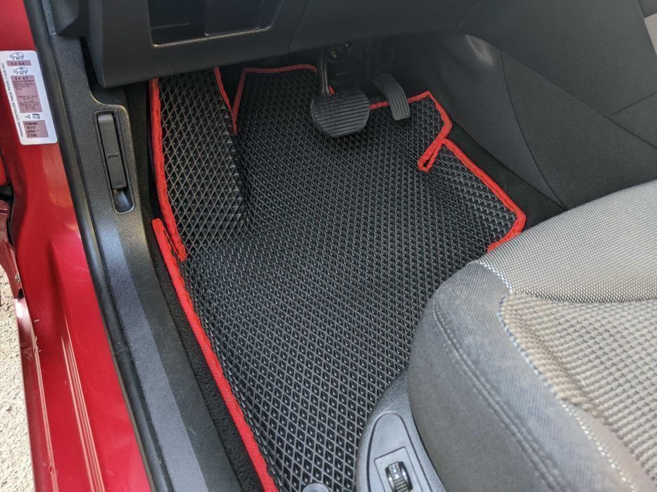 Коврики ЕВА з бортиками+ лапа Peugeot 107\208\206\207\301\306\307\308