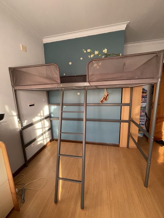 Cama alta/beliche IKEA Tuffing