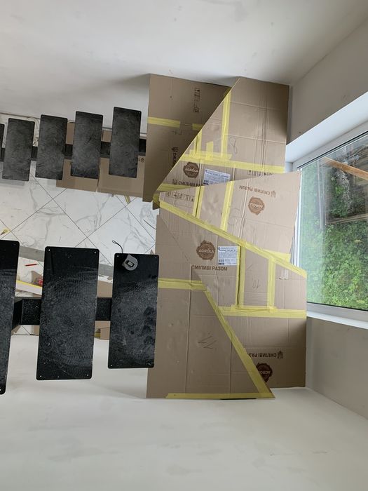 Сходи металеві. Сходи в будинок. Сходи лофт