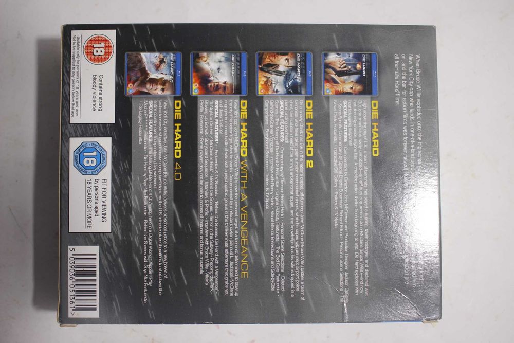 Caixa com 4 Blu-ray Disc - Die Hard - Quadrilogy - Bruce Willis