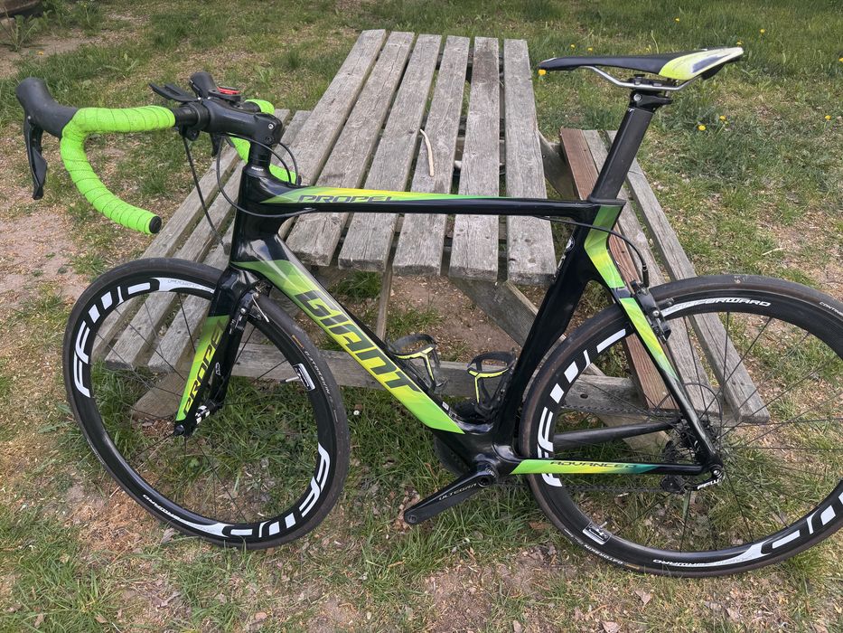 Rower szosowy Giant Propel Advanced 1 karbonowy