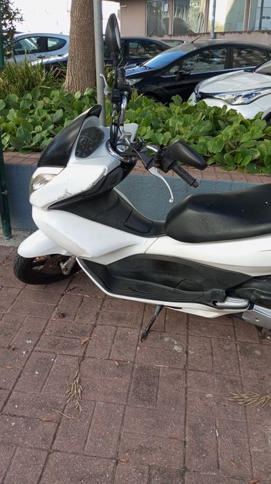 Vendo scooter Honda PCX 125
