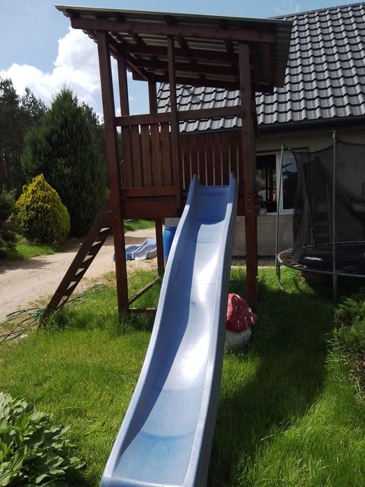 Domek solidnej konstrukcji drewniany do ogrodu