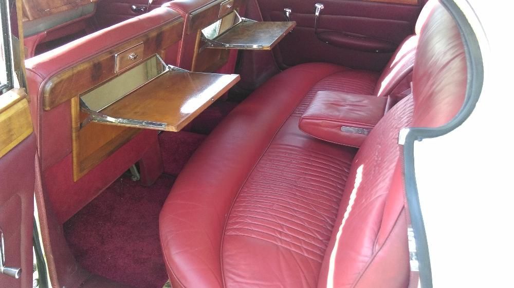 Zabytkowy samochód auto Jaguar na ślub, wesele