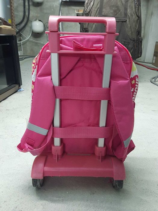 Mochila Rodinhas Soi Luna