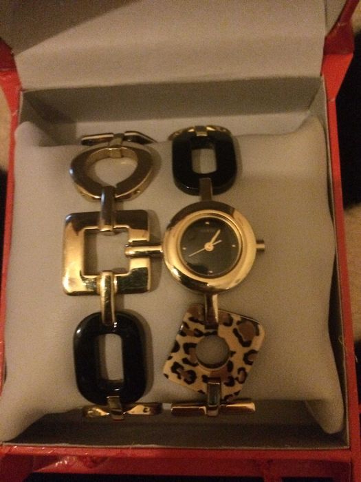 Relógio tigresa Guess