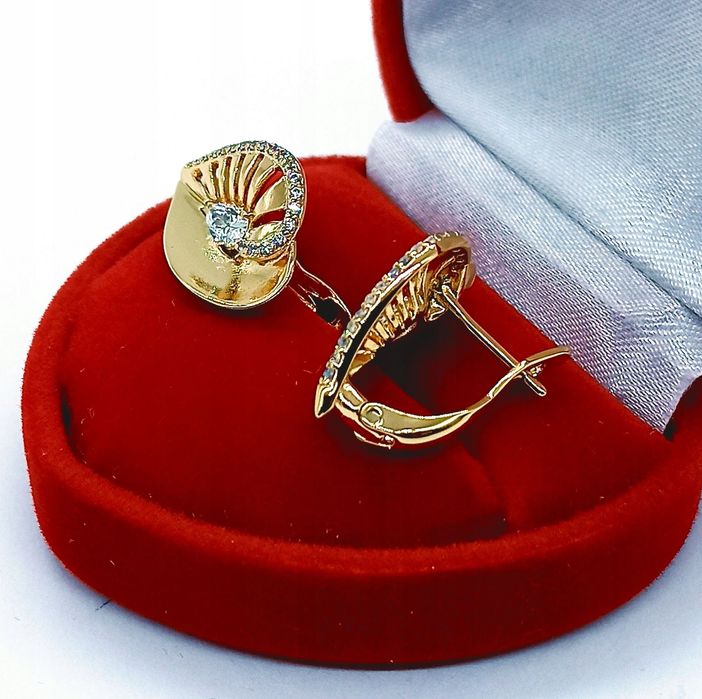 Złote Kolczyki Brylantowy Liść Ze Stali --- K902