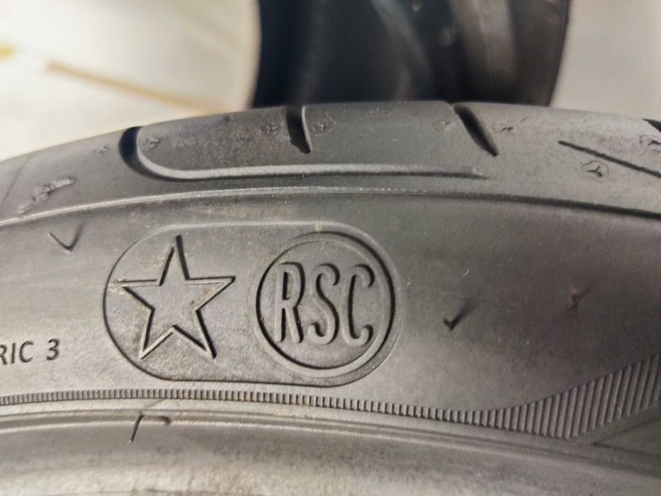 Шини 2шт літні r19 255 35 GoodYear RunFlat в ідеалі на BMW