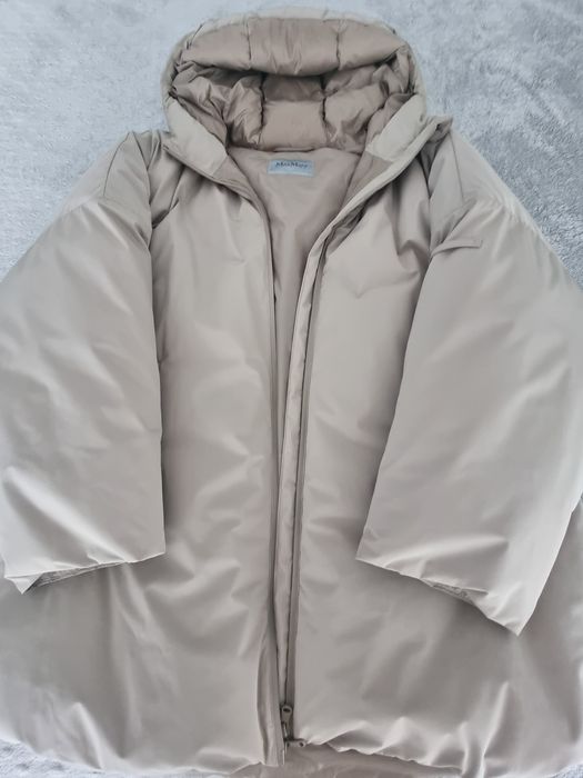 Продаю пуховик парка  Max Mara