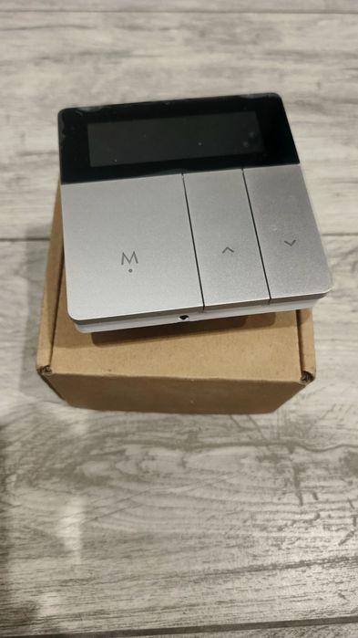 Регулятор теплої підлоги