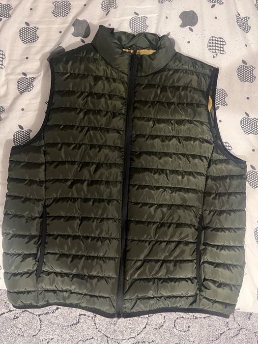 Продам нову жилетку