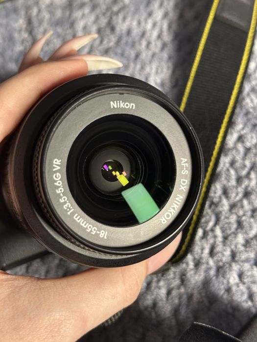 Зеркальний фотоапарат Nikon d3100