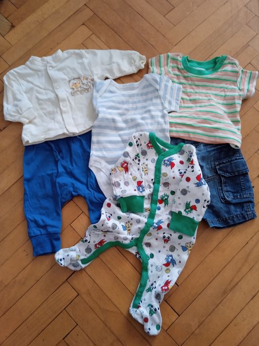 Zestaw ubranek chłopięcych rozmiar 56-62, firmy H&M, socute.