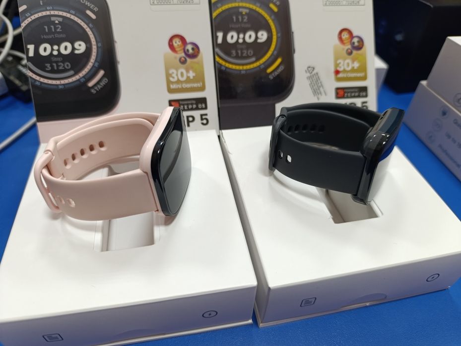 Розумний годинник Amazfit Bip 5