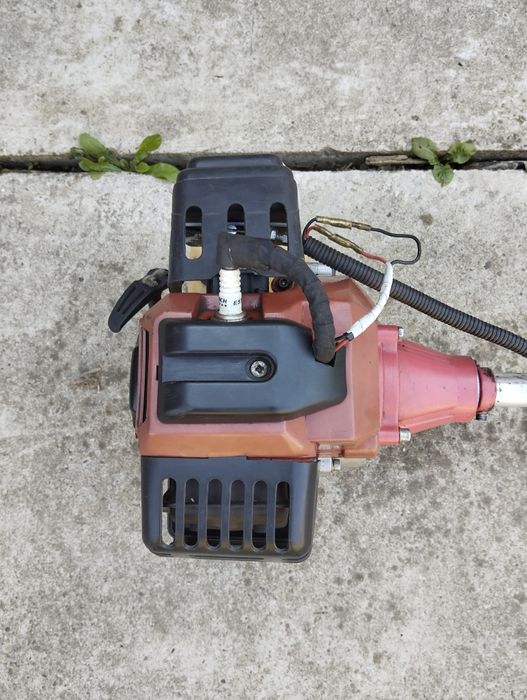 Продам мото косу під відновлення або на запчасті