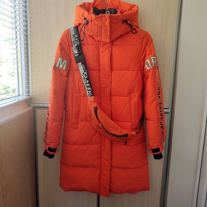 Куртка зимняя на девочку 152 см