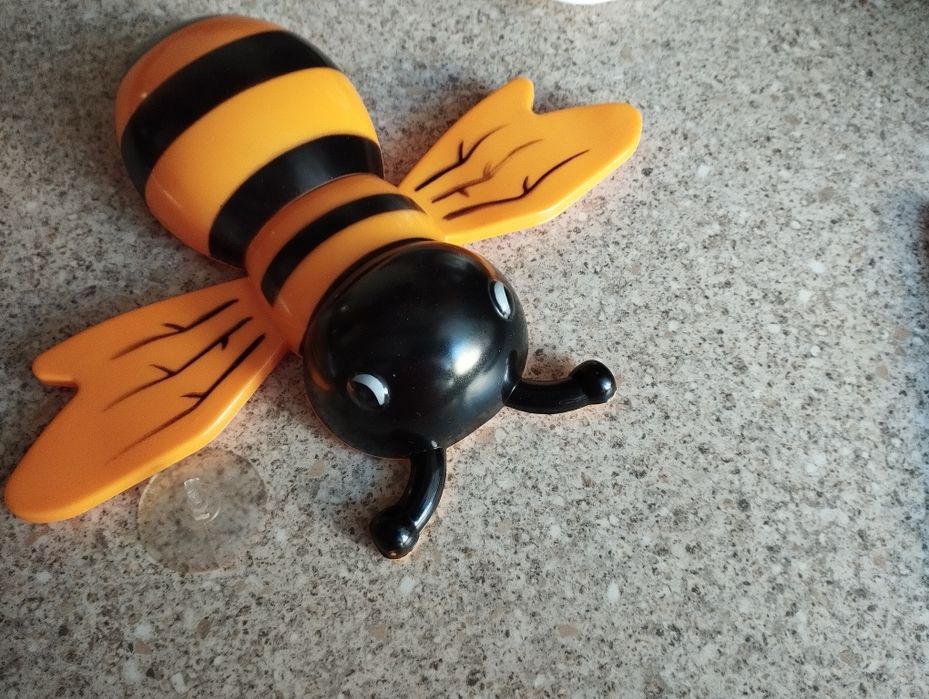 Termometr zewnętrzny,pszczoła