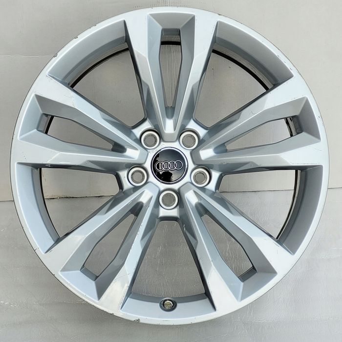 felga audi q7 19 x 8,5 et23 oe 4m0601025ch oryginalna prosta