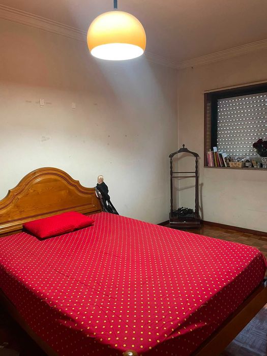 Quarto para arrendar