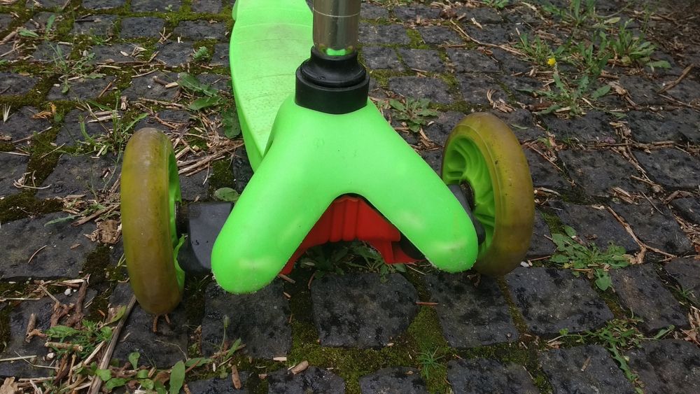 Hulajnoga dziecięca podświetlane koła