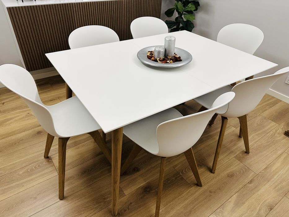 Conjunto de jantar Boconcept Milano e cadeiras Adelaide