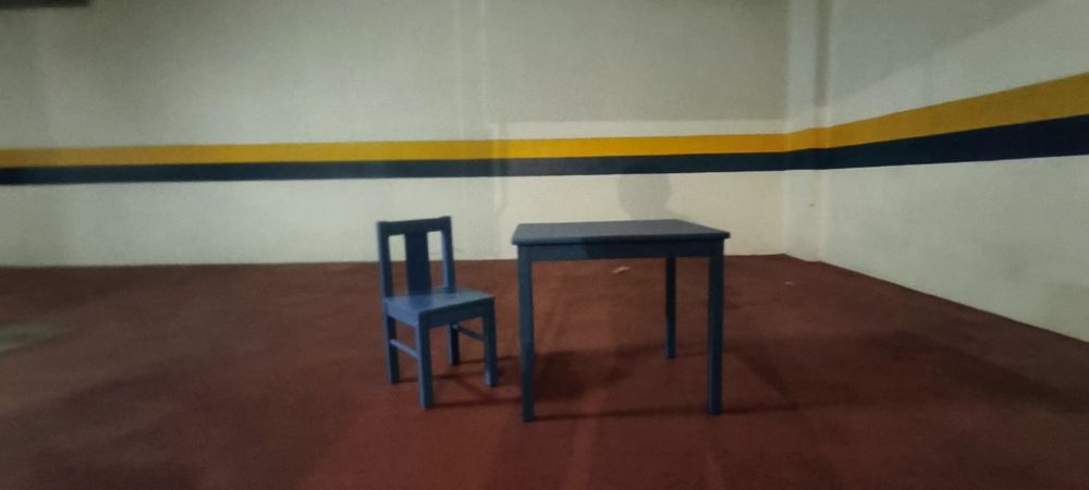 Mesa e  Cadeira criança