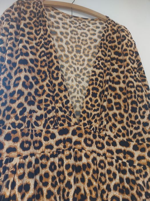 Piękna dlga sukienka panterka xxl