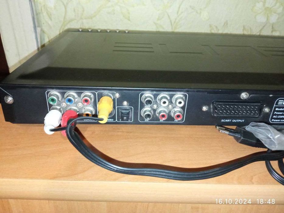 DVD плеєр Elite PV-390EX