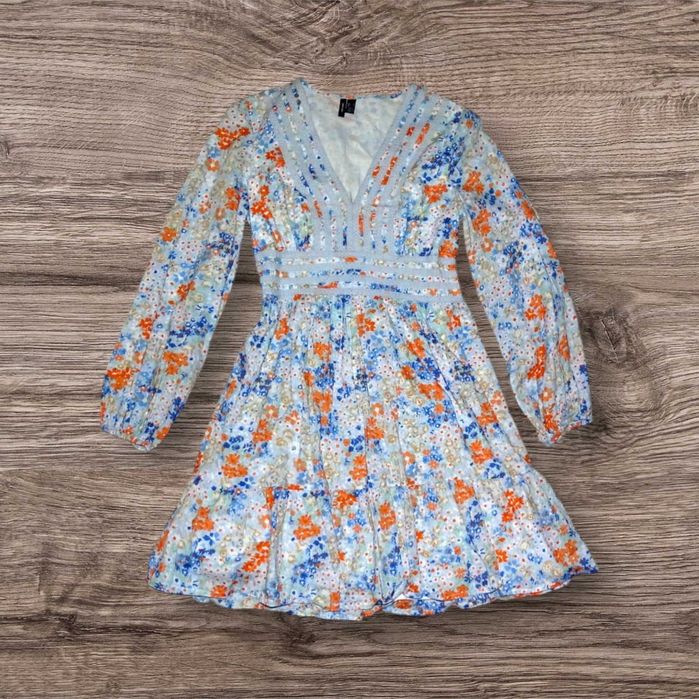 Sukienka letnia w kwiaty Vero Moda S