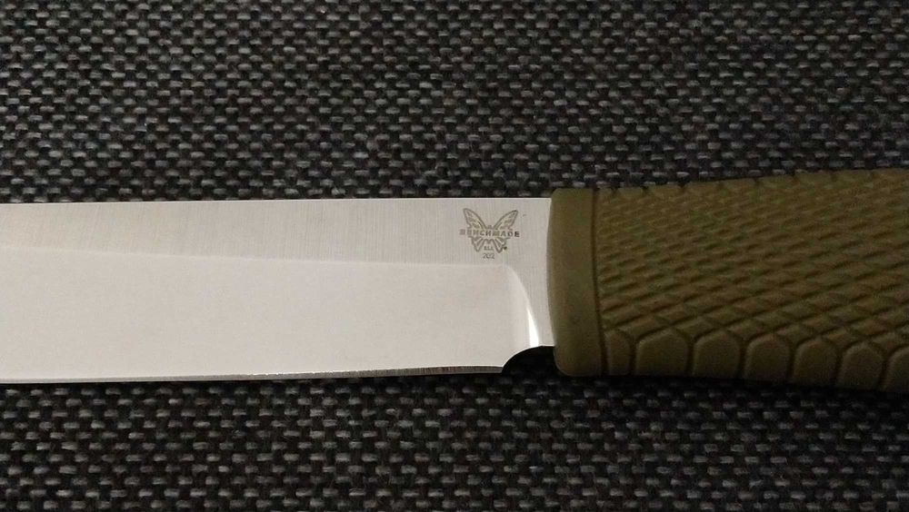 Nóż Benchmade Leuku 202
