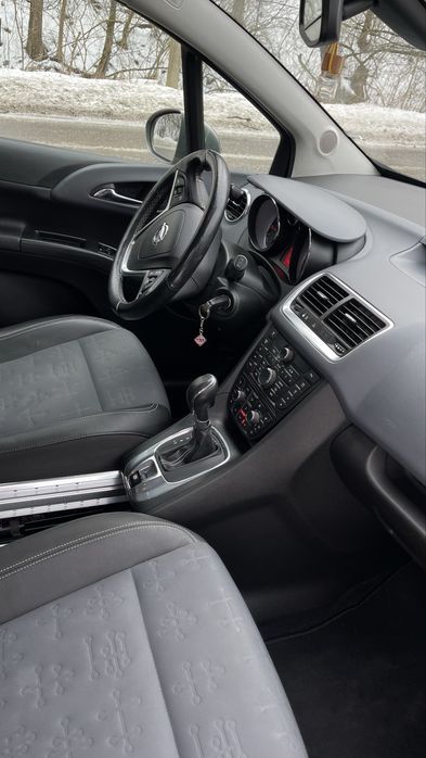 Opel Meriva b 1.4 benzin 2013