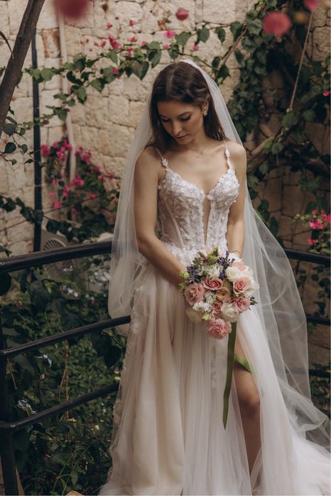 Piękna Suknia Ślubna Herm’s Bridal