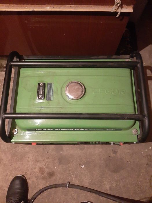 Продам генератор