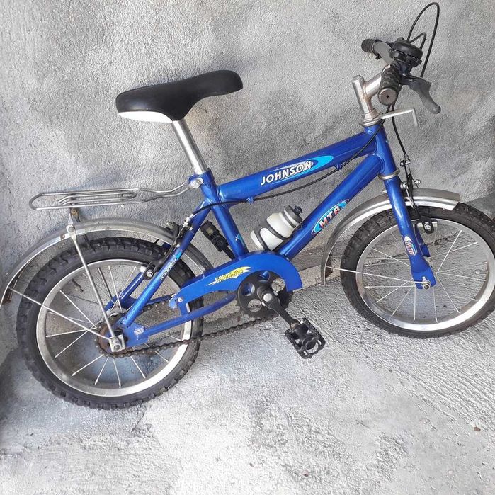 Bicicleta criança para menino em optimo estado