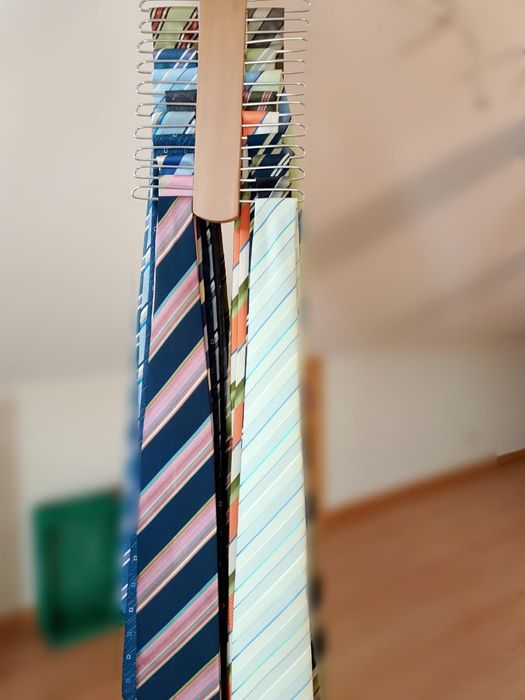 Lote de 5 Gravatas Clássicas - Escolha as suas favoritas!